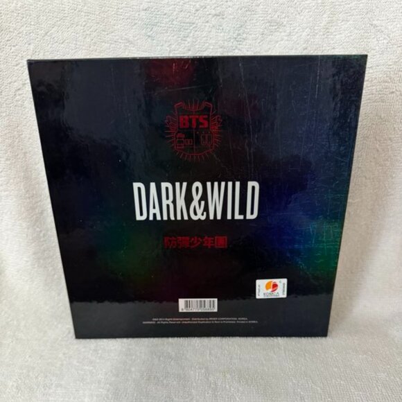 BTS Dark & Wild Album - Picture 3 of 5